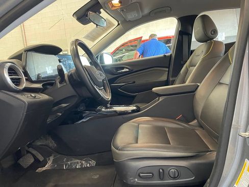 Used 2024 Chevrolet Trax ACTIV w/ Driver Confidence Package FWD image 10