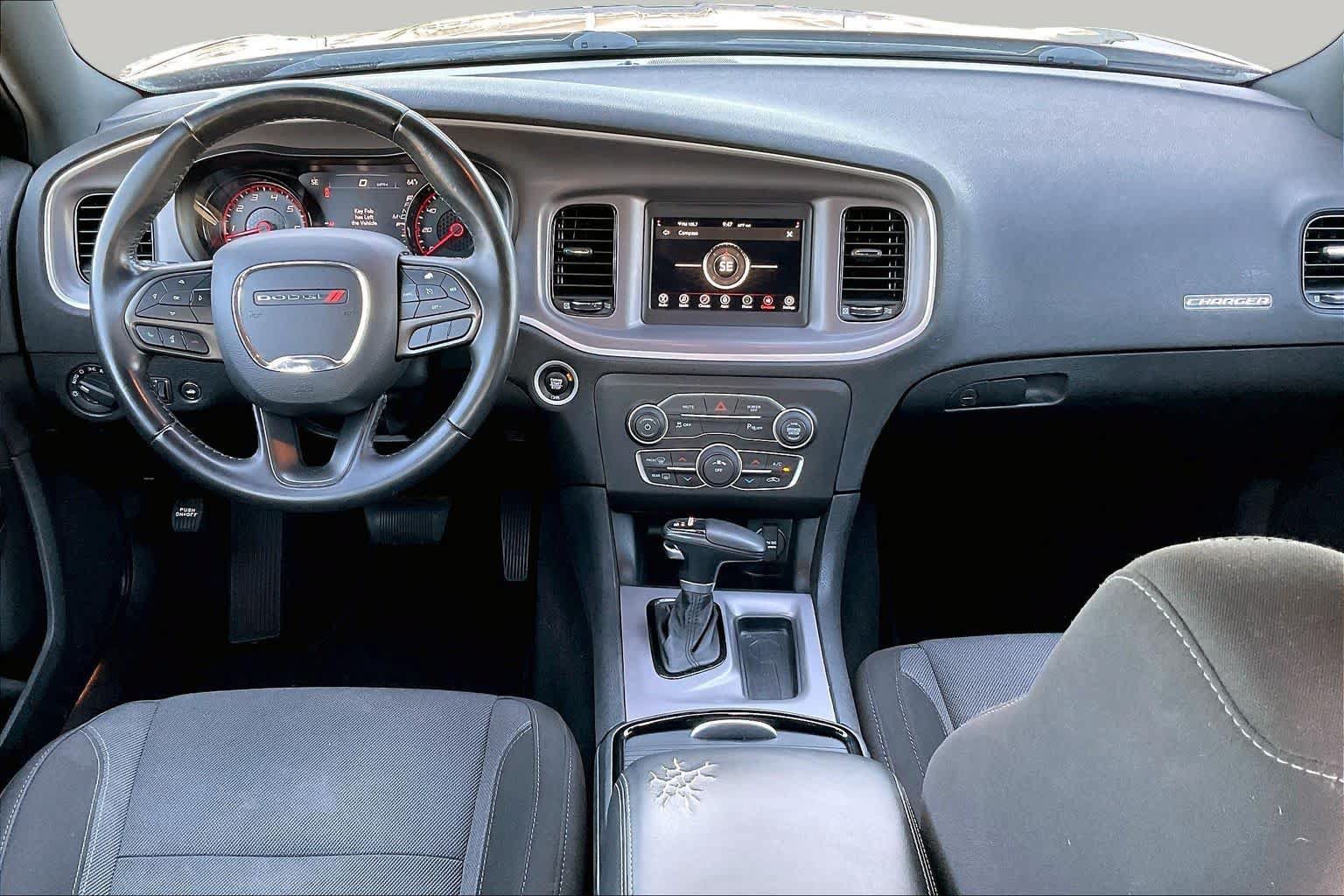Used 2022 Dodge Charger SXT w/ Blacktop Package RWD image 15