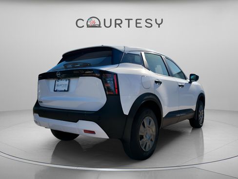 New 2026 Nissan Kicks S image 4