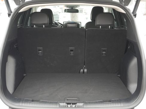 Certified 2025 Ford Escape Platinum AWD/4WD image 20