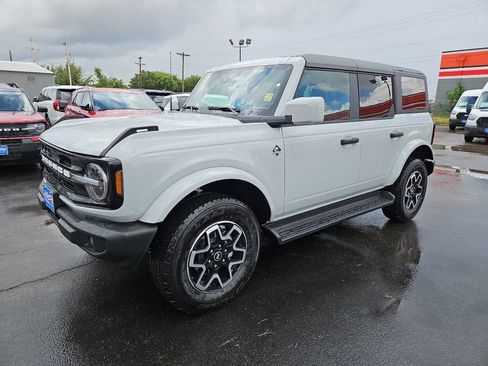 New 2026 Ford Bronco Outer Banks AWD/4WD image 5
