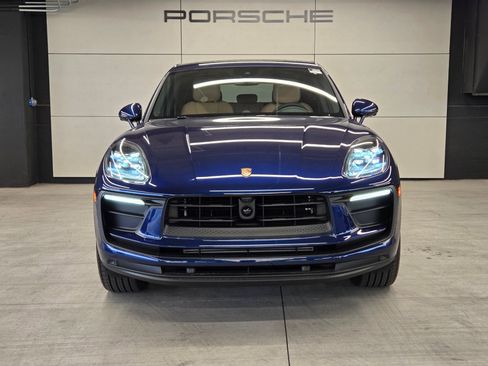 New 2026 Porsche Macan Base image 25