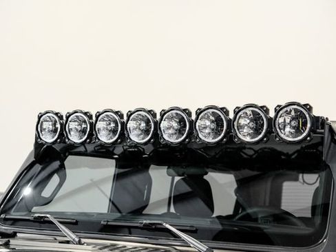 Used 2024 Jeep Wrangler Unlimited Rubicon w/ XTREMEE 35" Tire Package AWD/4WD image 25
