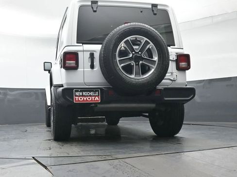 Used 2023 Jeep Wrangler Sahara w/ Cold Weather Group image 34