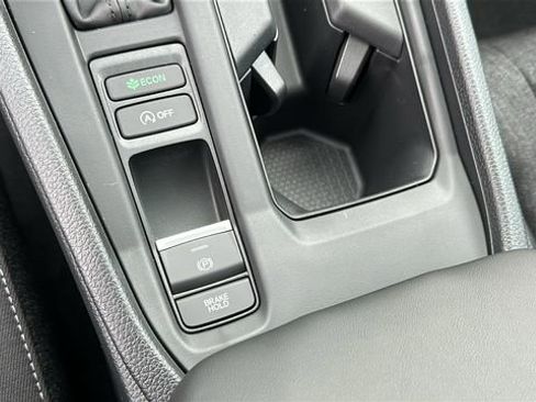 New 2025 Honda Accord SE image 19