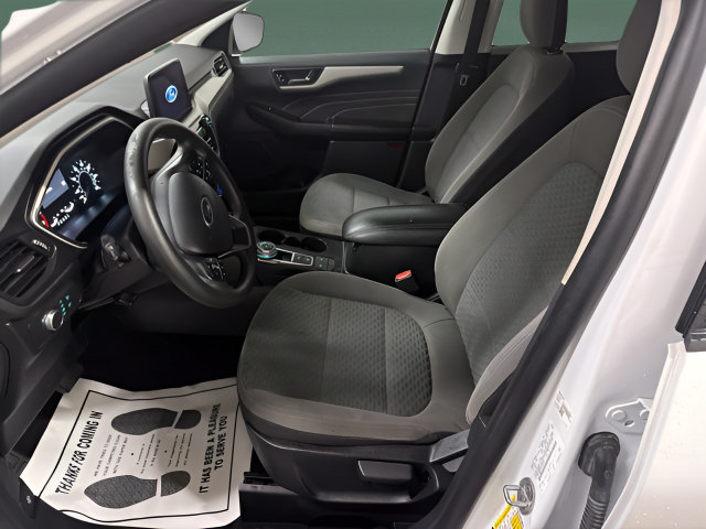 Used 2022 Ford Escape SE FWD image 11