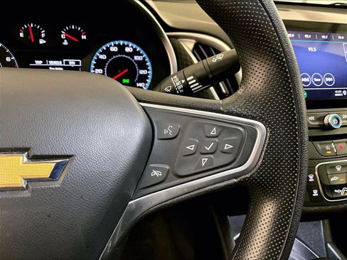 Used 2022 Chevrolet Malibu LS image 18