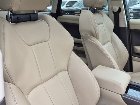 Used 2019 Land Rover Range Rover Evoque SE Premium AWD/4WD image 21