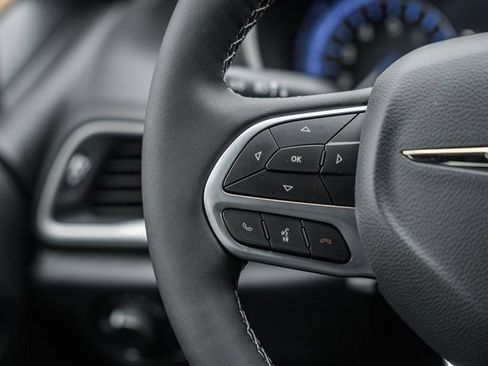 New 2026 Chrysler Voyager LX image 28