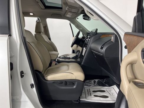 Used 2023 Nissan Armada SL image 40