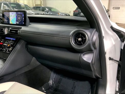 Used 2025 Lexus IS 350 F Sport w/ Navigation Package image 19