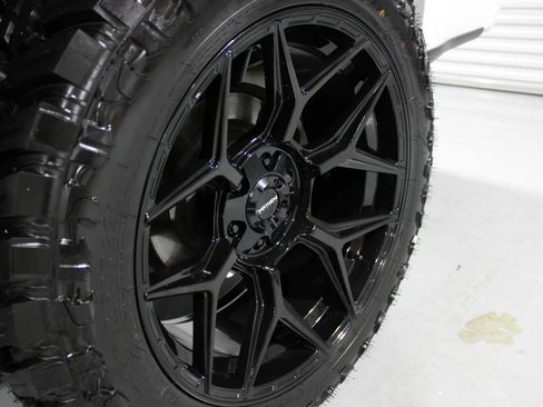 Used 2023 Ford F150 Tremor w/ Equipment Group 402A High AWD/4WD image 3