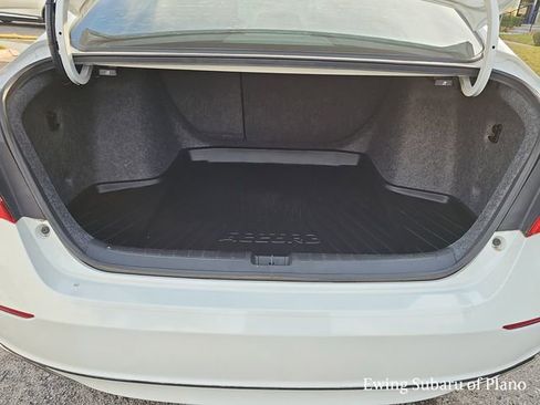 Used 2018 Honda Accord Sport image 22