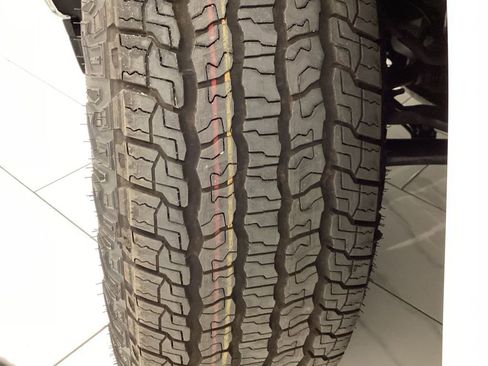 New 2026 Chevrolet Silverado 1500 LT w/ Z71 Off-Road Package image 37