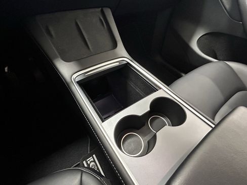 Used 2023 Tesla Model Y Long Range image 22