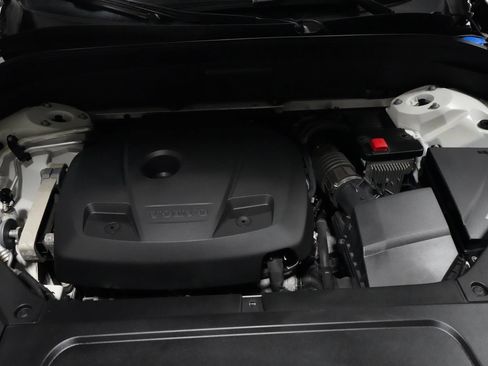 Used 2019 Volvo XC90 T6 Momentum w/ Protection Package Premier AWD/4WD image 30