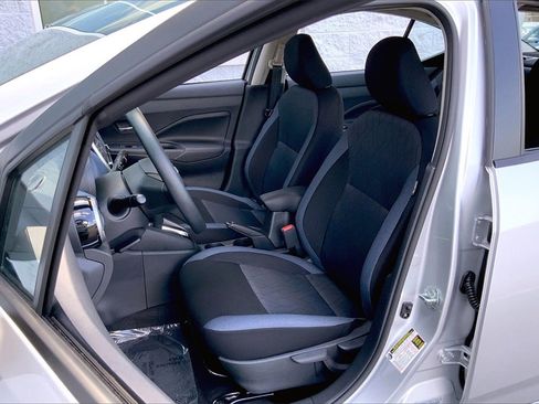 New 2025 Nissan Versa SV w/ Trunk Package image 9