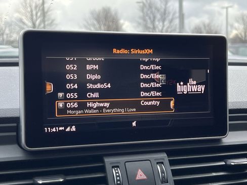 Used 2018 Audi Q5 2.0T Premium Plus w/ Premium Plus Package image 23