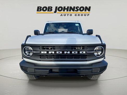 New 2025 Ford Bronco 4-Door AWD/4WD image 18