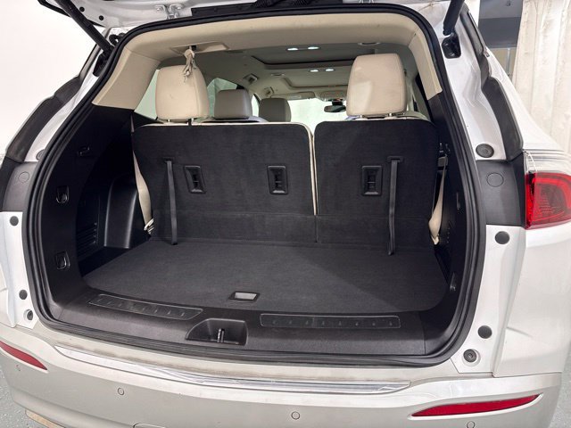 Used 2024 Buick Enclave Essence w/ Experience Buick Package AWD/4WD image 10