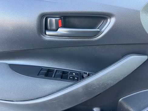 Used 2022 Toyota Corolla LE image 10