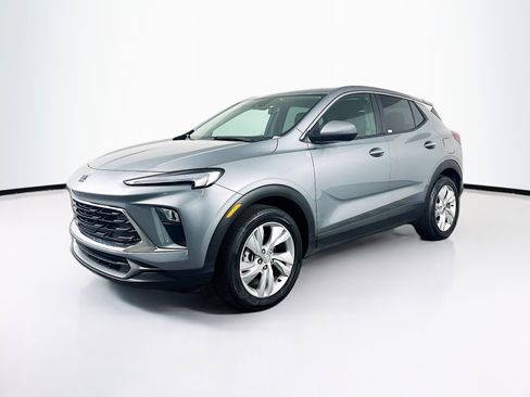 Used 2025 Buick Encore GX Preferred FWD image 3