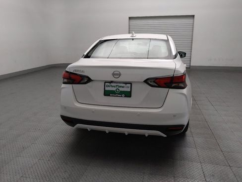 Used 2025 Nissan Versa SV FWD image 7