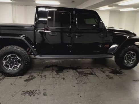 Used 2023 Jeep Gladiator Mojave w/ Trailer Tow Package AWD/4WD image 9