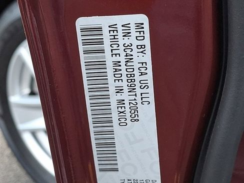 Certified 2022 Jeep Compass Latitude w/ Convenience Group image 30