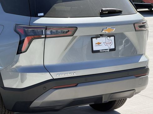 New 2026 Chevrolet Equinox LT w/ Safety and Technology Package image 6