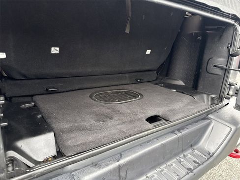 Used 2016 Jeep Wrangler Rubicon image 20