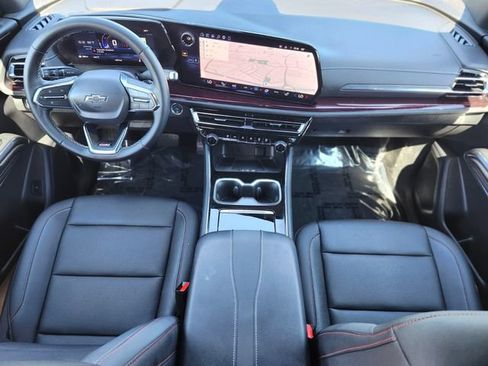 Used 2026 Chevrolet Traverse Z71 w/ Driver Confidence Package AWD/4WD image 12