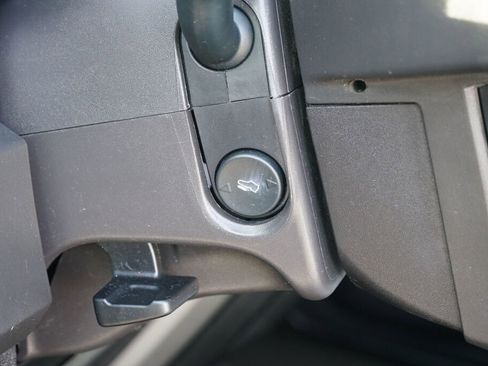 Used 2013 Ford F150 XLT w/ Luxury Equipment Group image 14