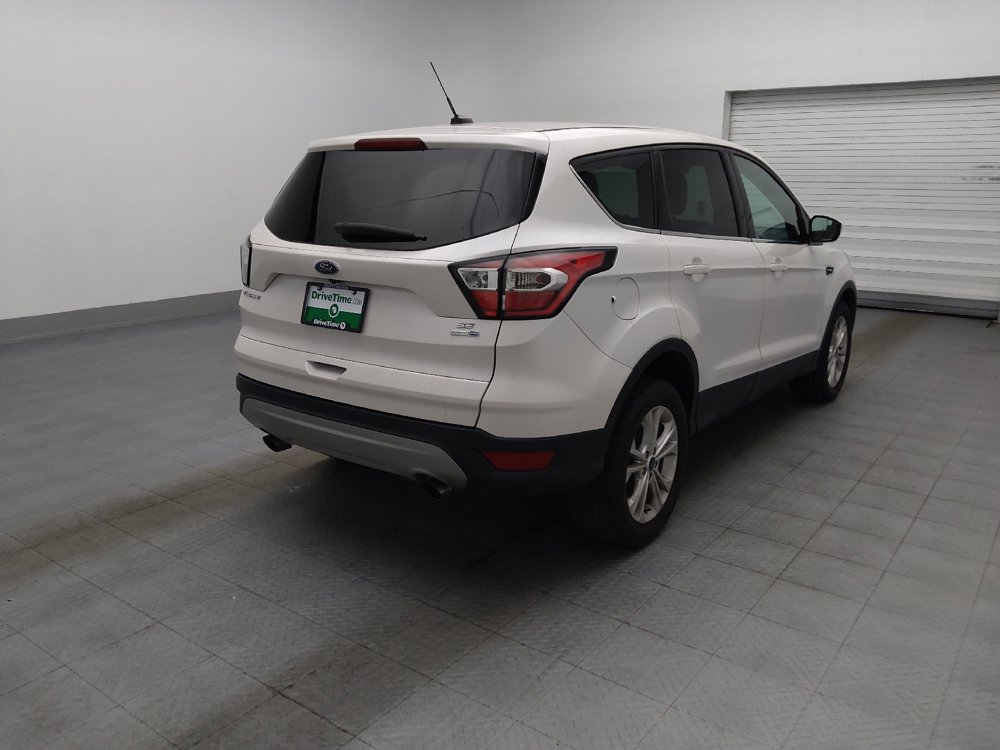 Used 2017 Ford Escape SE AWD/4WD image 9