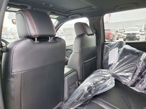 New 2026 Nissan Frontier PRO-4X image 9