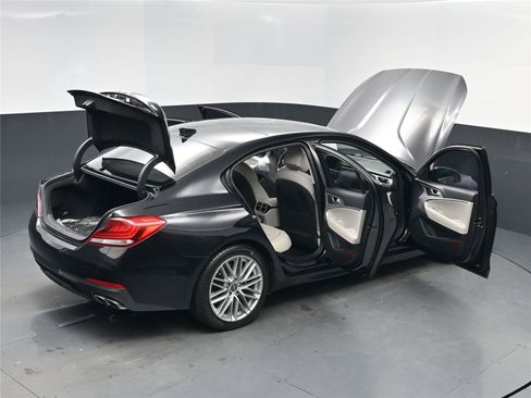 Used 2021 Genesis G70 2.0T w/ Elite Package image 27