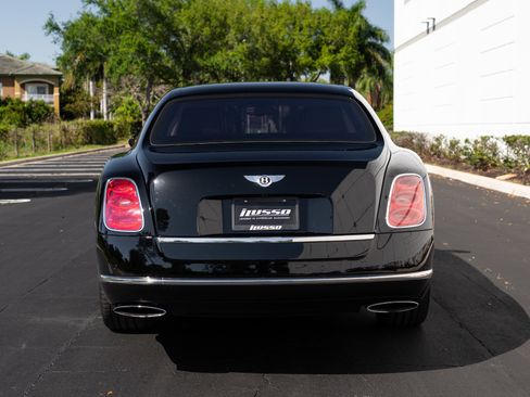 Used 2014 Bentley Mulsanne RWD image 3