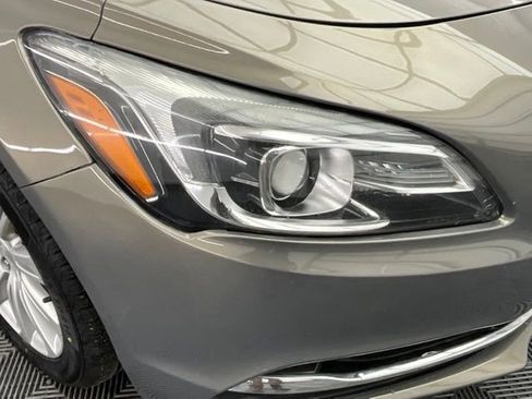 Used 2019 Buick LaCrosse Essence image 27