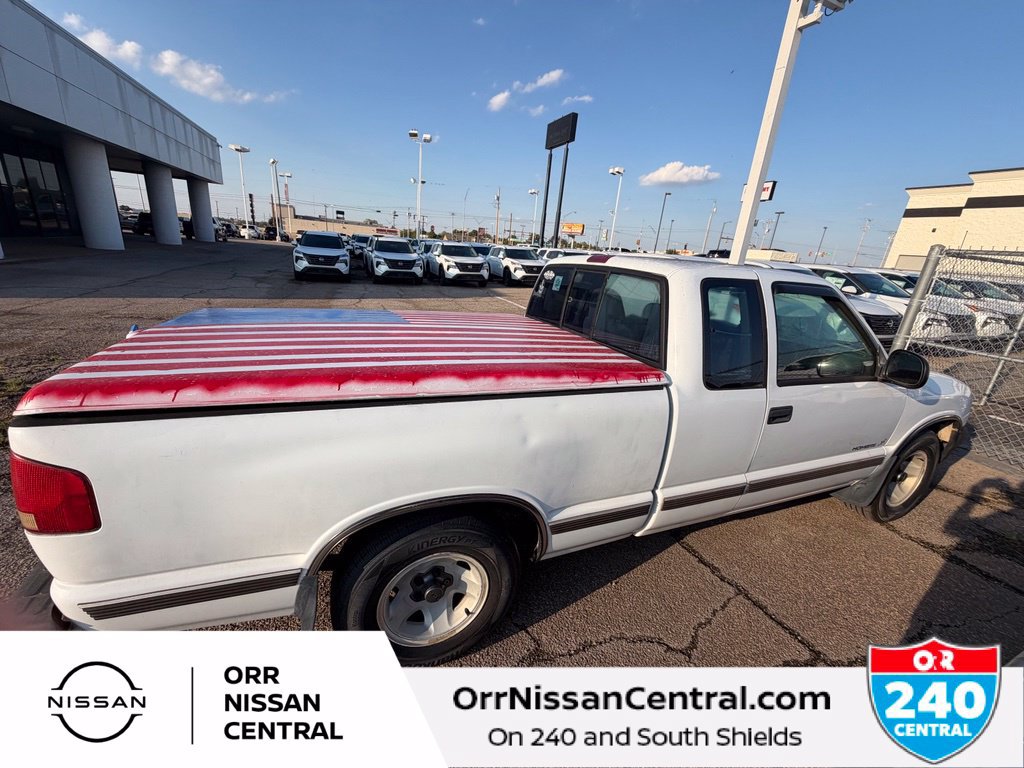 Used 1998 Isuzu Hombre XS RWD image 6