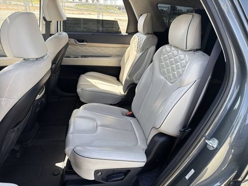 Used 2022 Hyundai Palisade Calligraphy w/ Winter Package FWD image 26