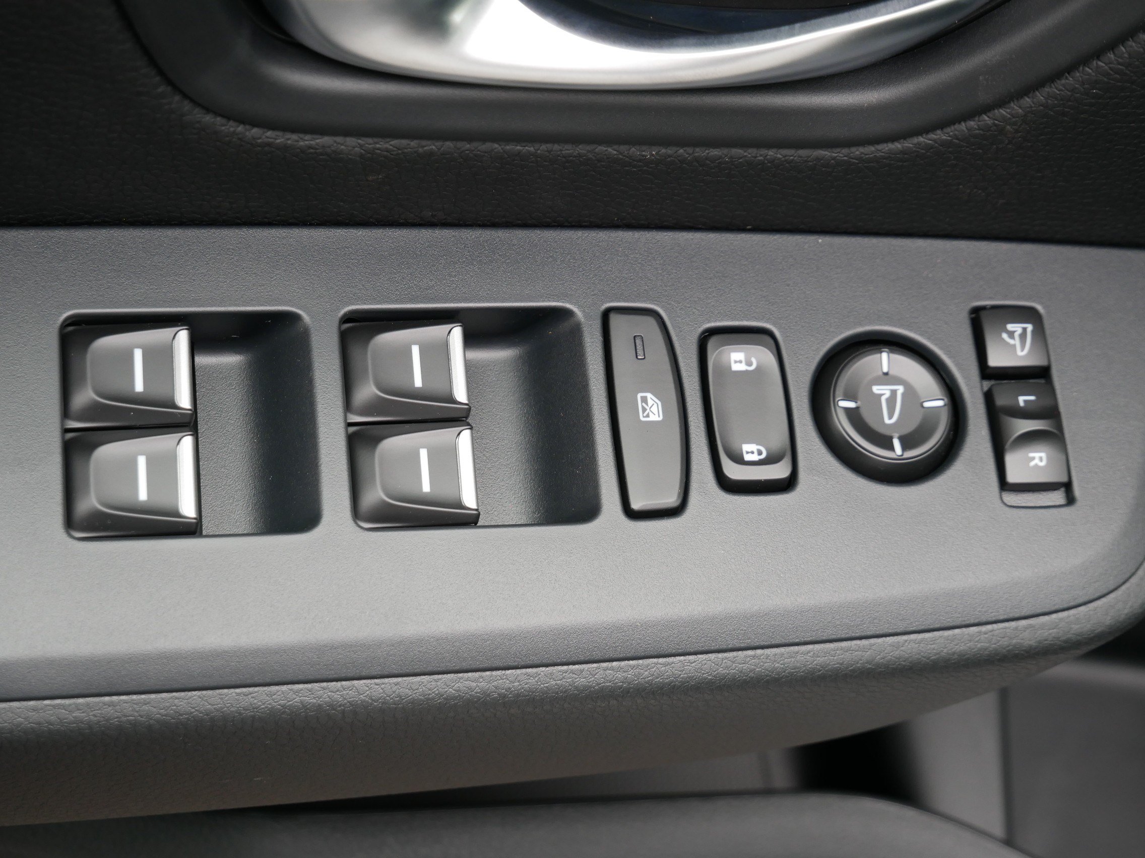 New 2026 Honda Pilot Black Edition image 15
