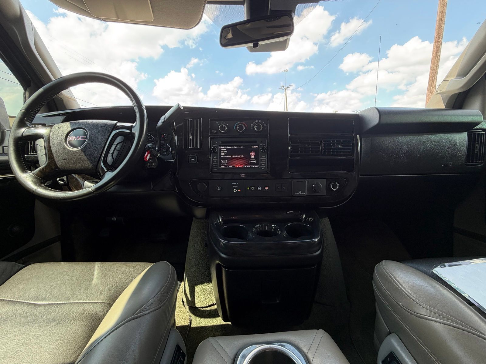 Used 2020 GMC Savana 2500 Extended w/ Enhanced Convenience Package RWD image 13