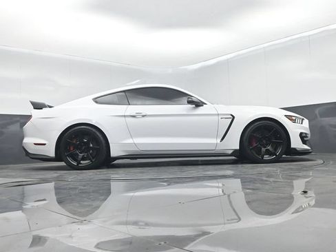 Used 2017 Ford Mustang Shelby GT350R w/ GT350R Equipment Group 920A RWD image 56