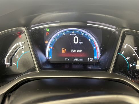 Used 2020 Honda Civic EX image 24