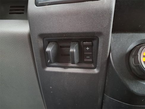 Used 2020 Ford F250 XL w/ Power Equipment Group image 12