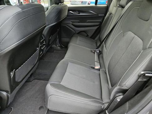 New 2025 Jeep Grand Cherokee Laredo X image 28