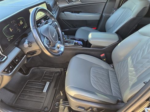 Certified 2023 Kia Sportage X-Line w/ X-Line Premium Package image 12