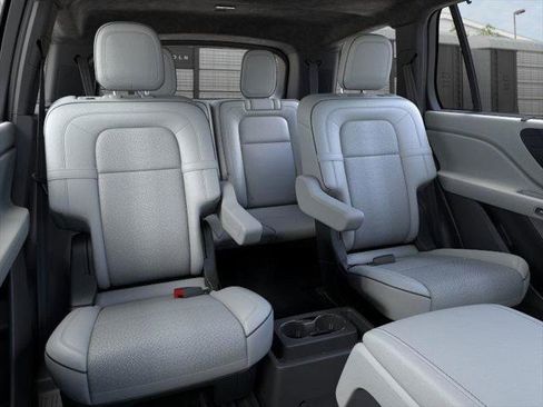 New 2026 Lincoln Aviator Black Label w/ Dynamic Handling Package image 11