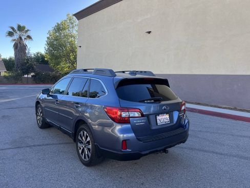 Used 2016 Subaru Outback 3.6R Limited AWD/4WD image 11