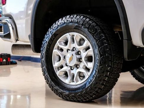 Used 2023 Chevrolet Silverado 2500 LTZ w/ Safety Package image 51